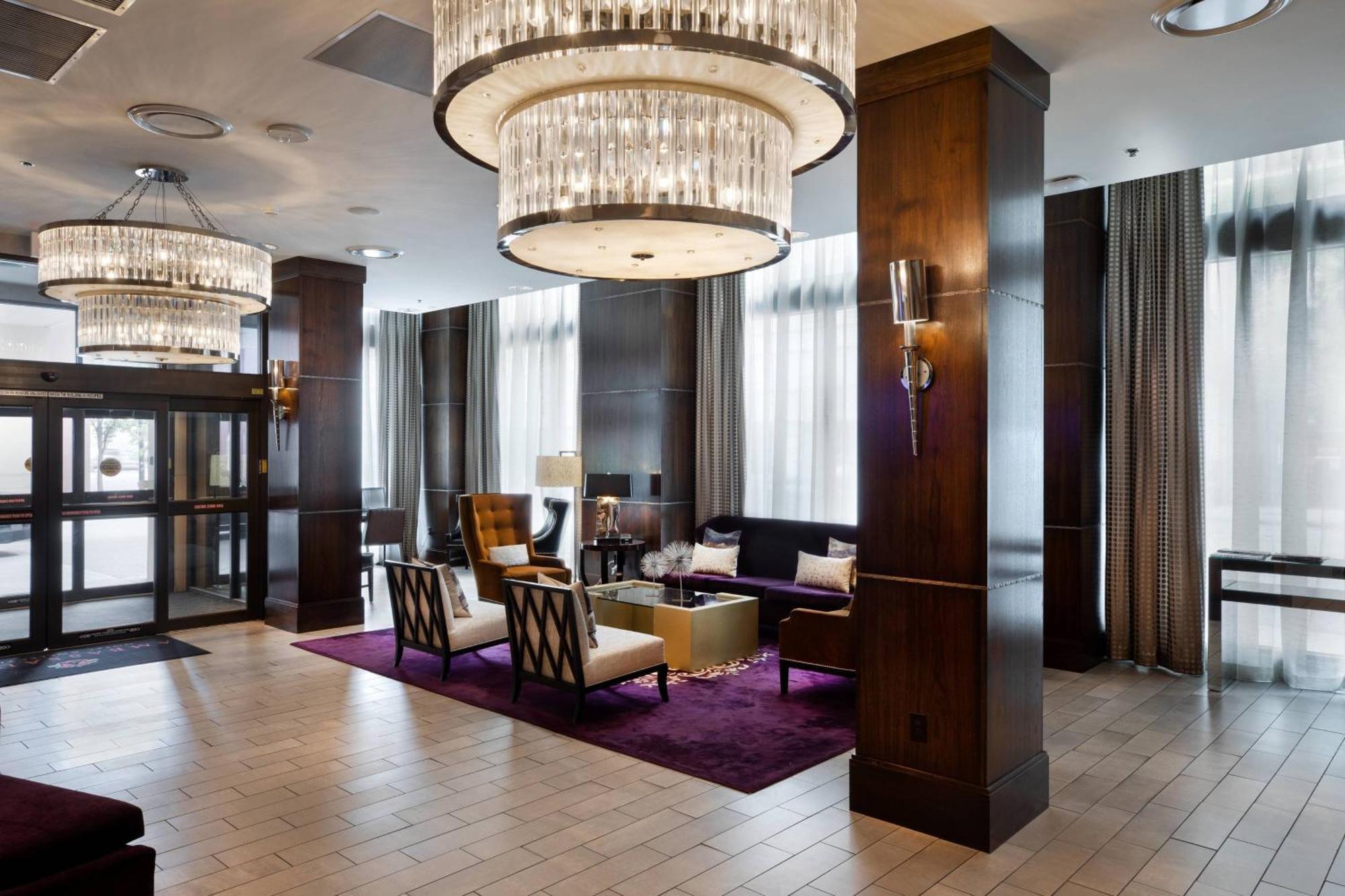 Ambassador Hotel Wichita, Autograph Collection Bagian luar foto